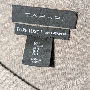 Tahari Women's V-Neck Sweater in Taupe